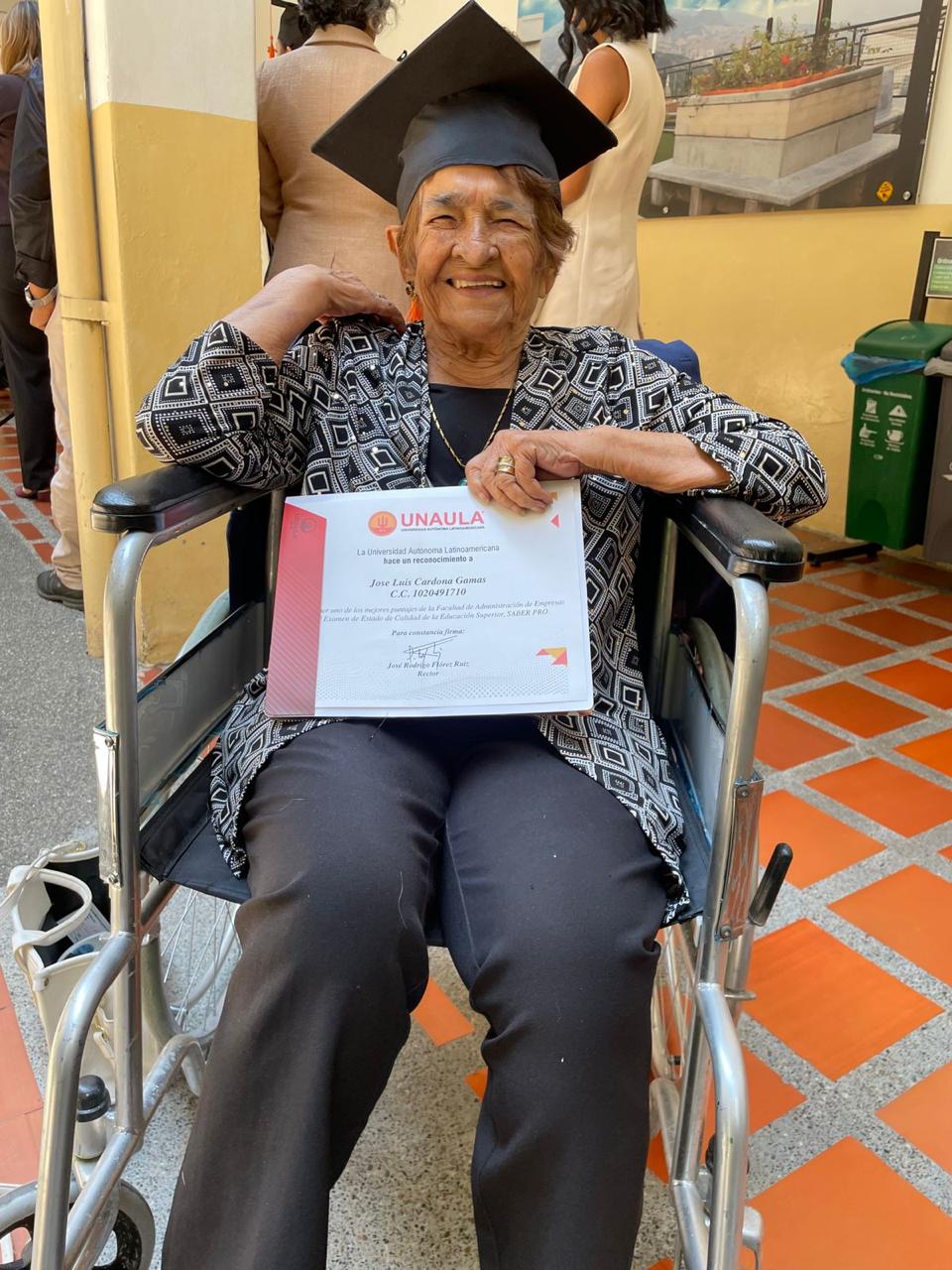 AURA TABARES CARDONA
